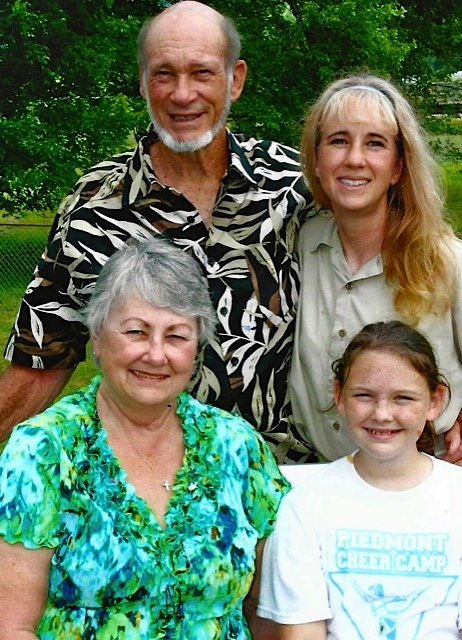 Elizabeth with her parents and daughter