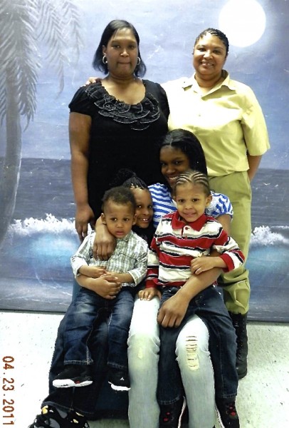 Andrew with her daughter and four grandchildren 